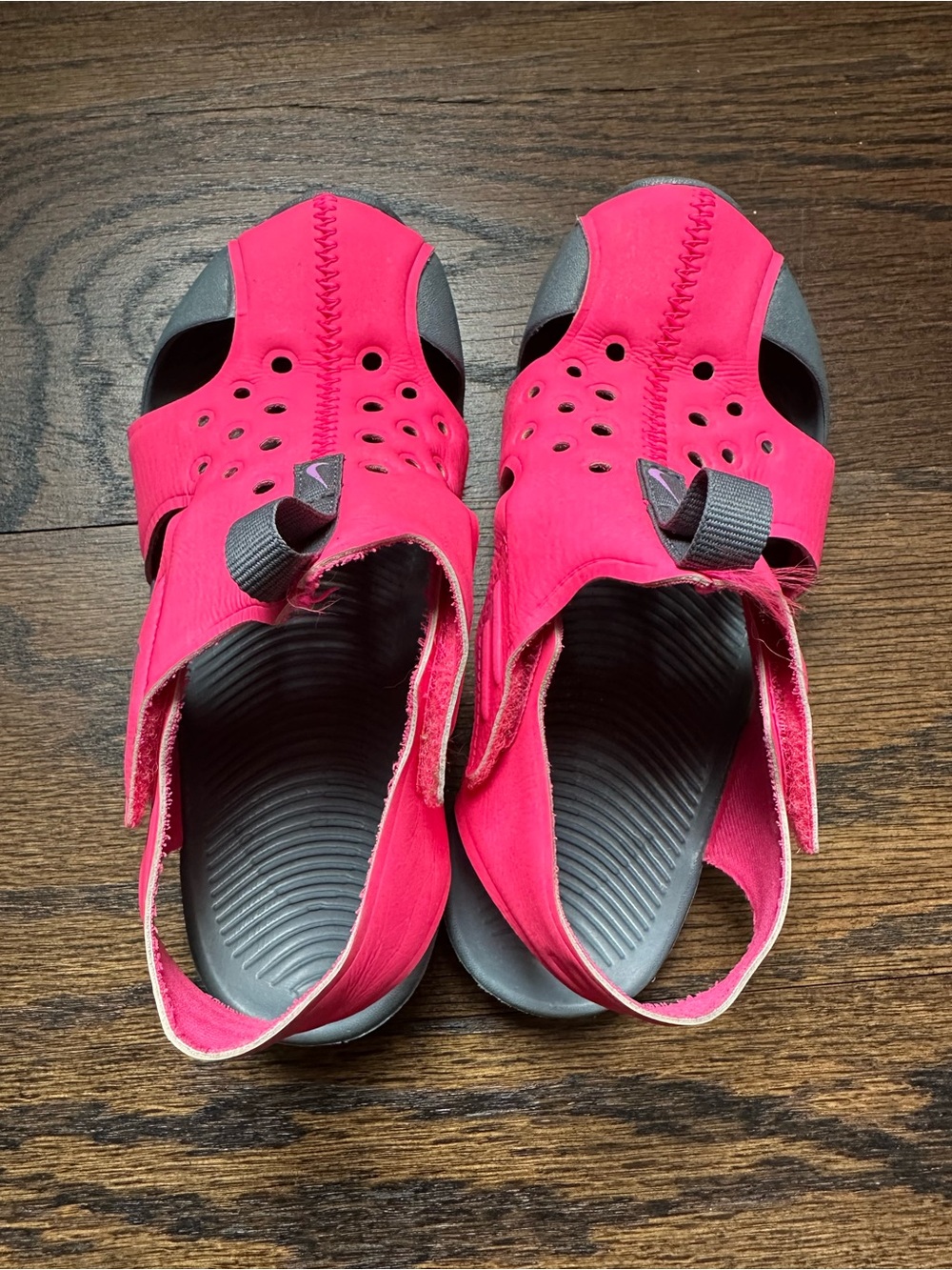 Nike Kids Sunray Protect 2 water sandals size 12C